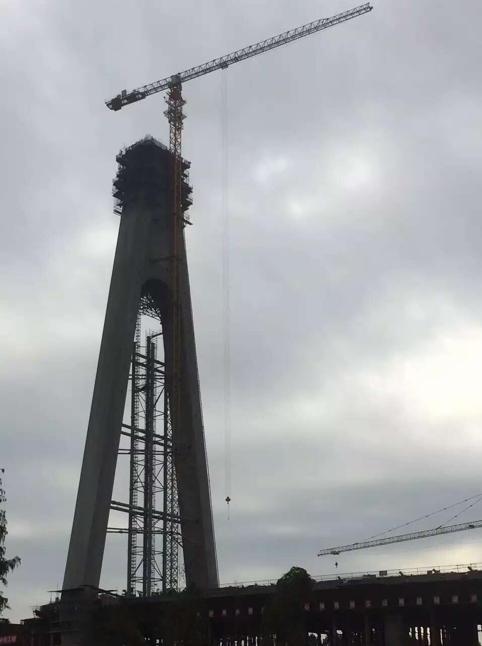 QTP300(7526) tower crane